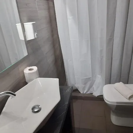 Jacuzzi 2 Apartment *